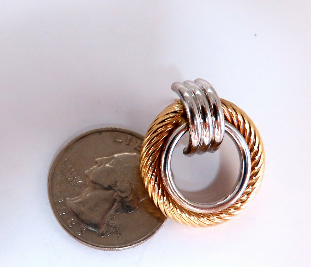 14kt Gold Textured Rope Twist Knocker Circle Earrings *v