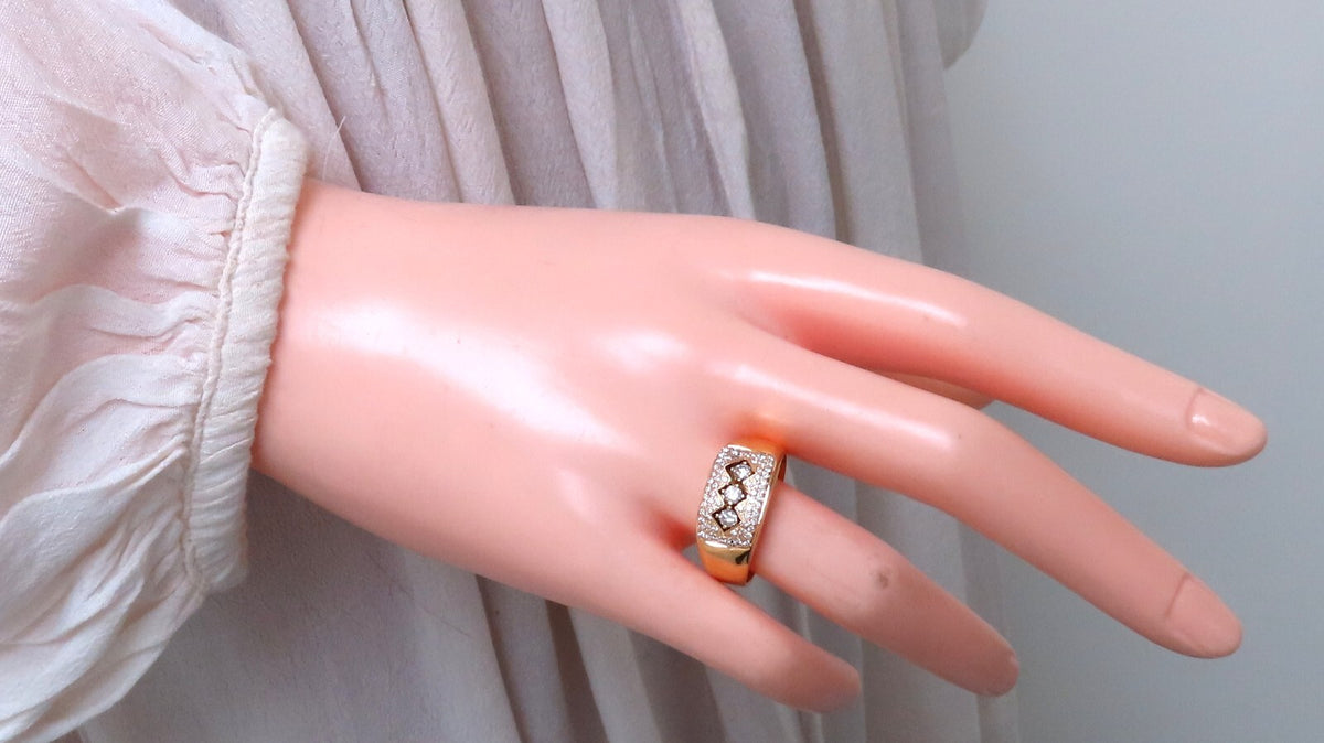 .60ct Natural round diamond mens ring 14kt gold pinky *v