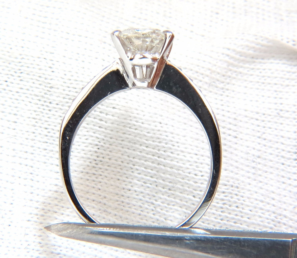 GIA Certified 1.49ct Pear Shape diamond ring .20ct. round accents 14kt *v