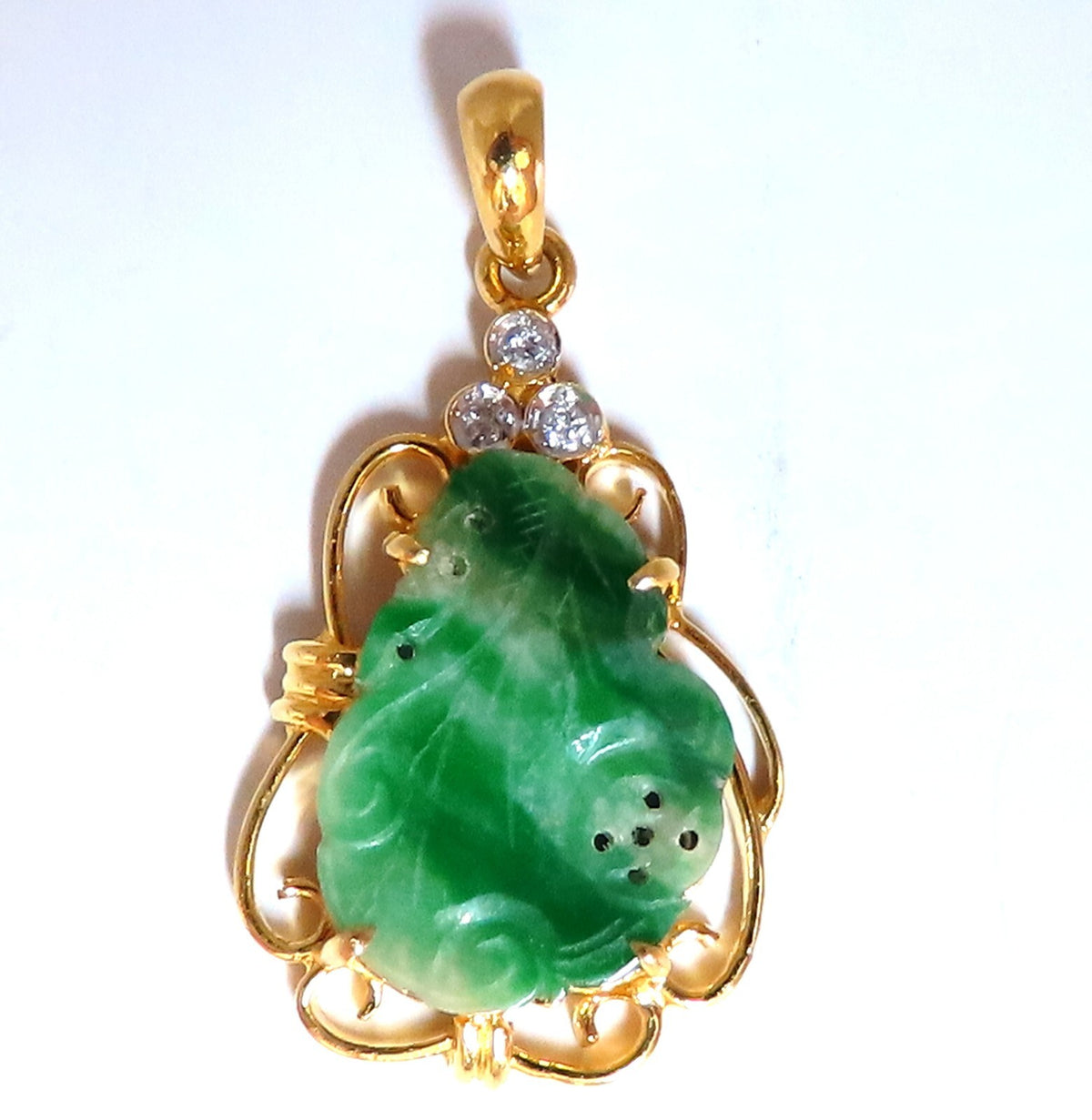 Natural Jade Carved Diamond Pendant 18kt a *v