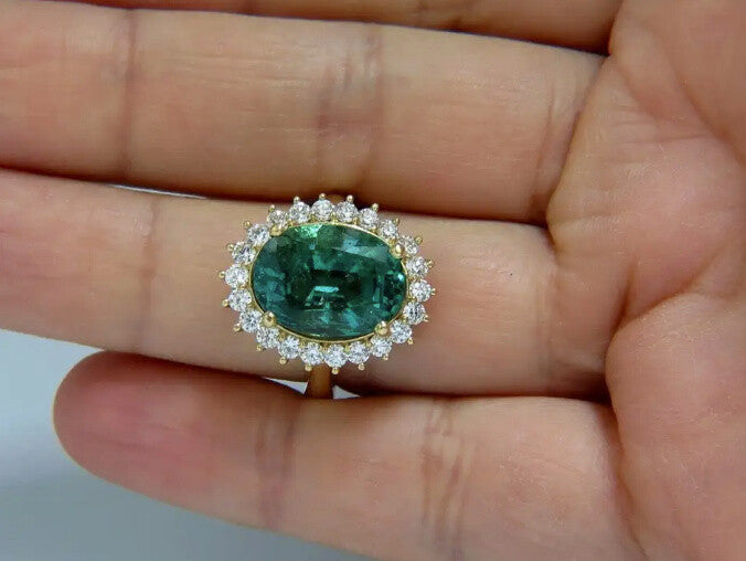GIA Certified 8.60ct natural green emerald diamonds ring 18kt "F1" Halo Prime *v