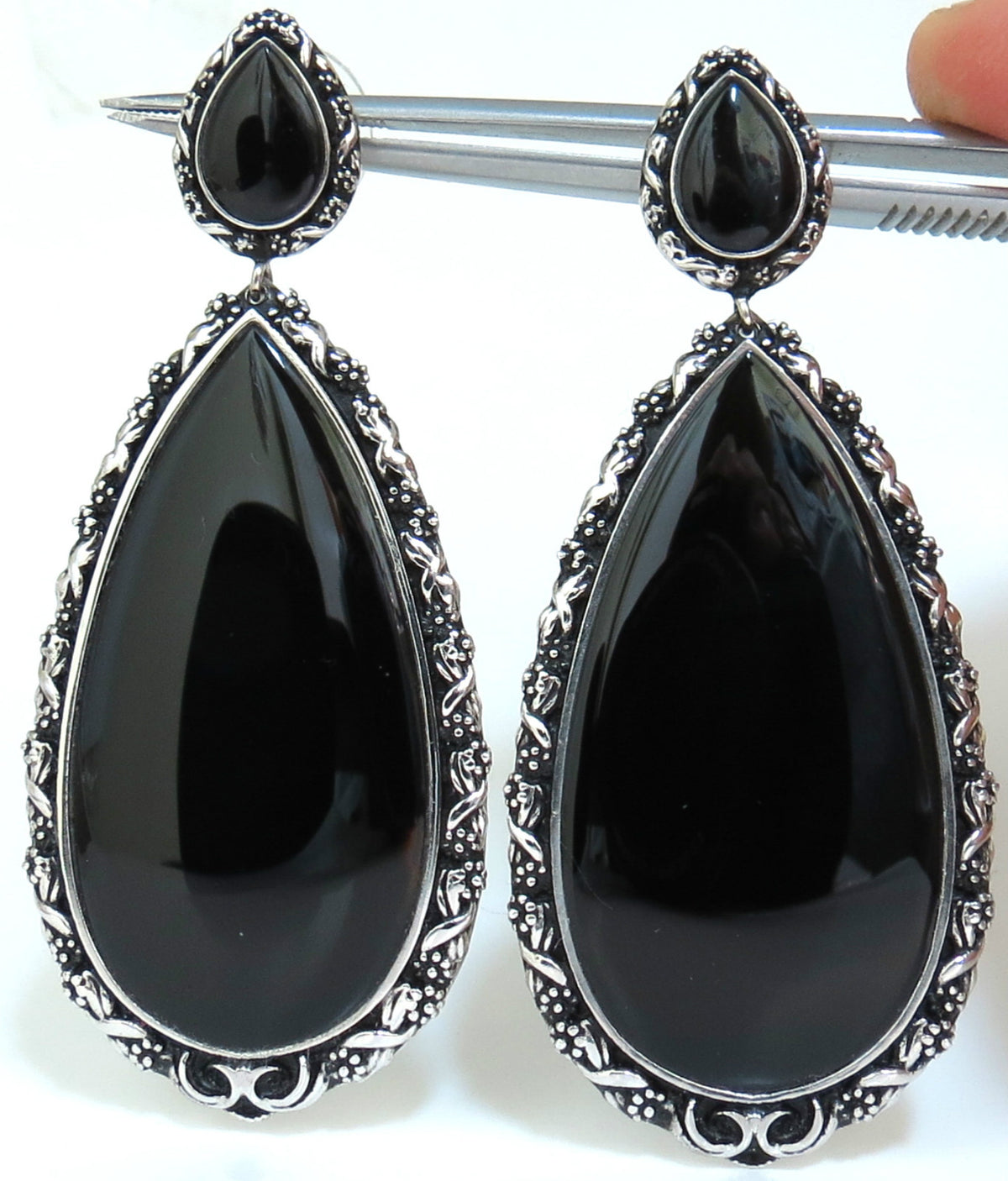 18KT GOTHIC SAXON REVIVAL GILT DECO NATURAL JET BLACK ONYX DANGLE EARRINGS *v