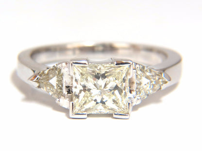 1.63ct Natural Princess cut diamond ring 14kt. Trilliants *v