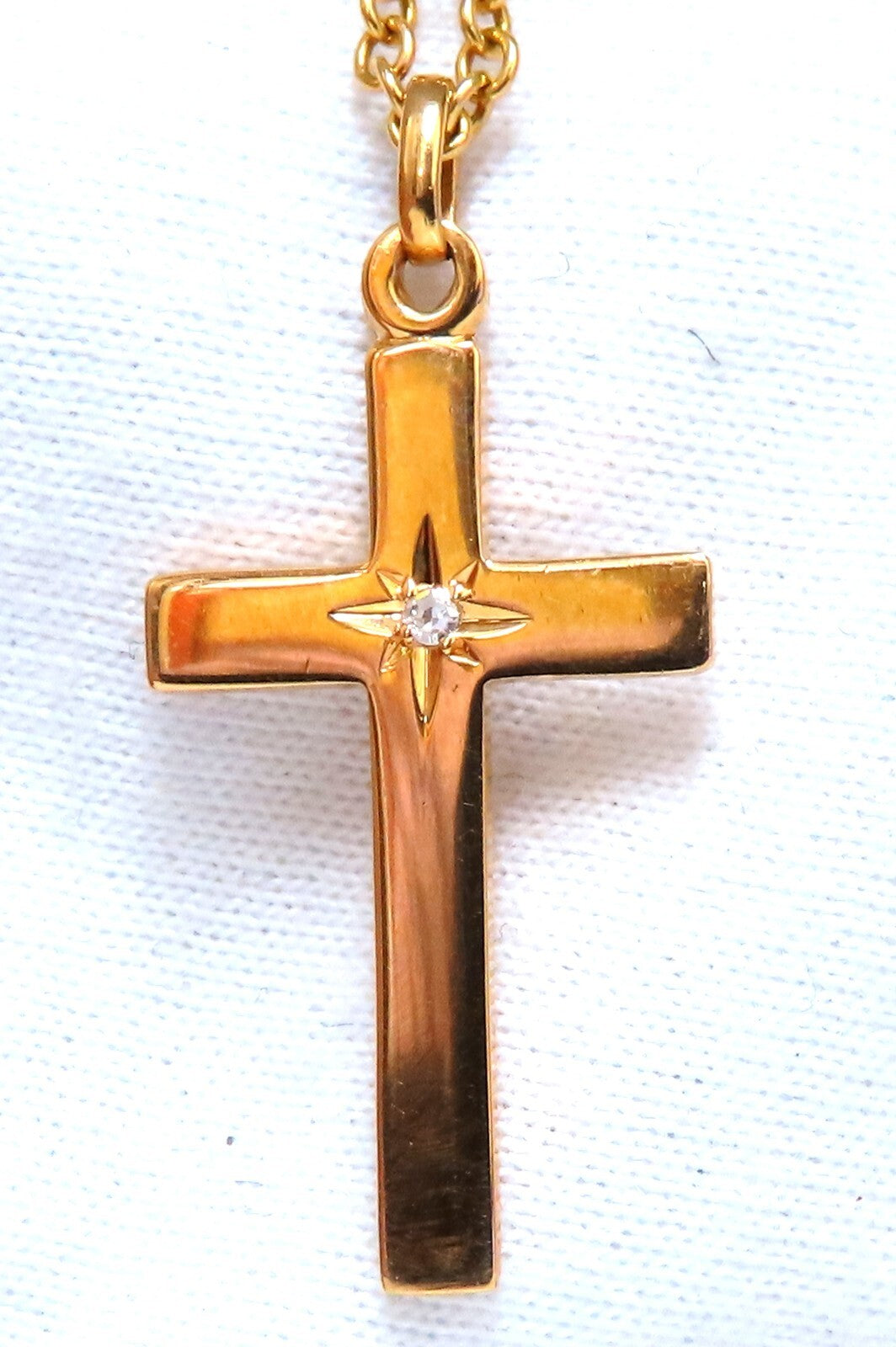14kt gold cross diamond pendant 14kt 14 inch *v