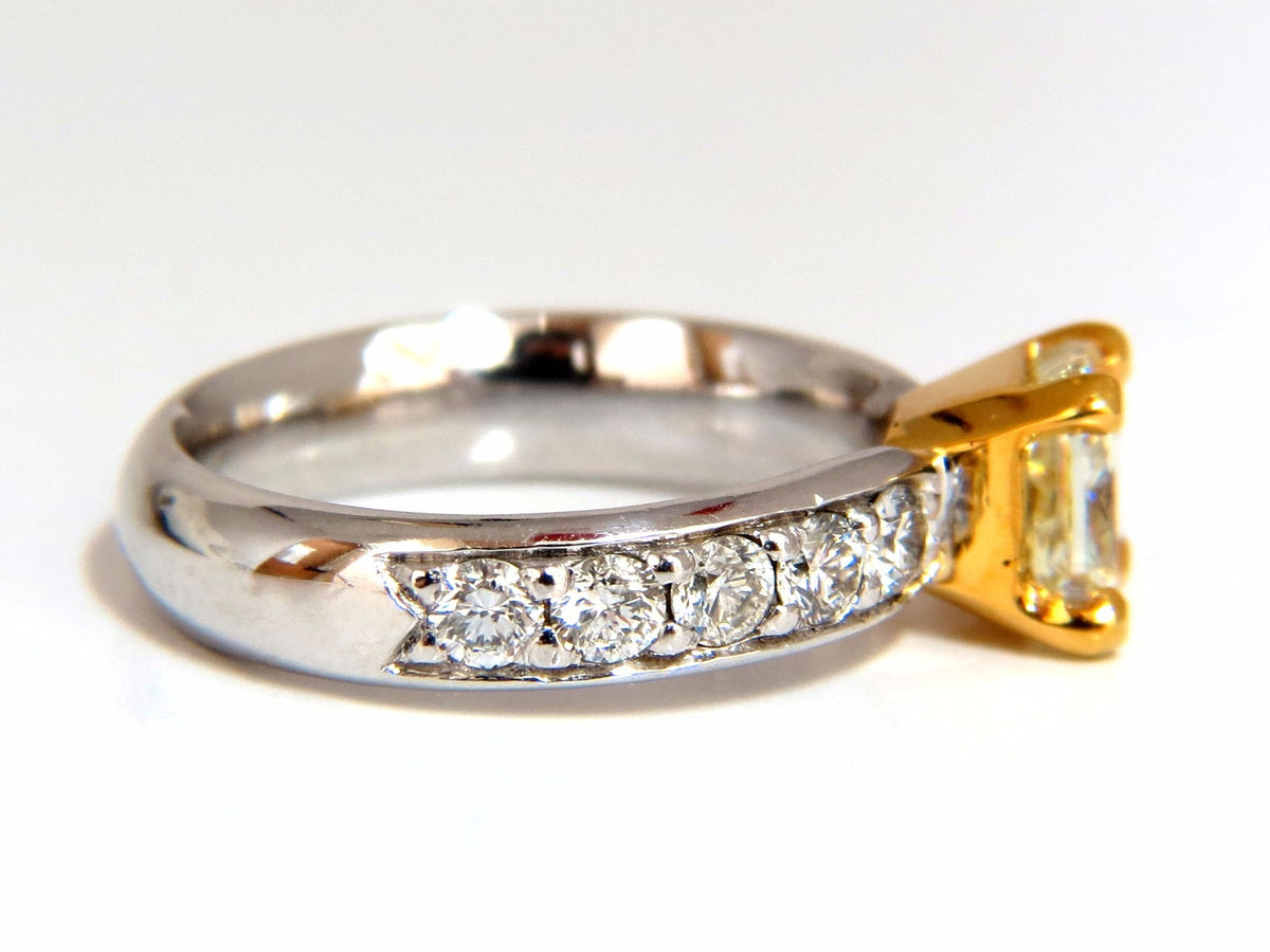 GIA Certified 2.20ct. Cushion cut natural diamond ring Platinum Yellow vvs-2 *v