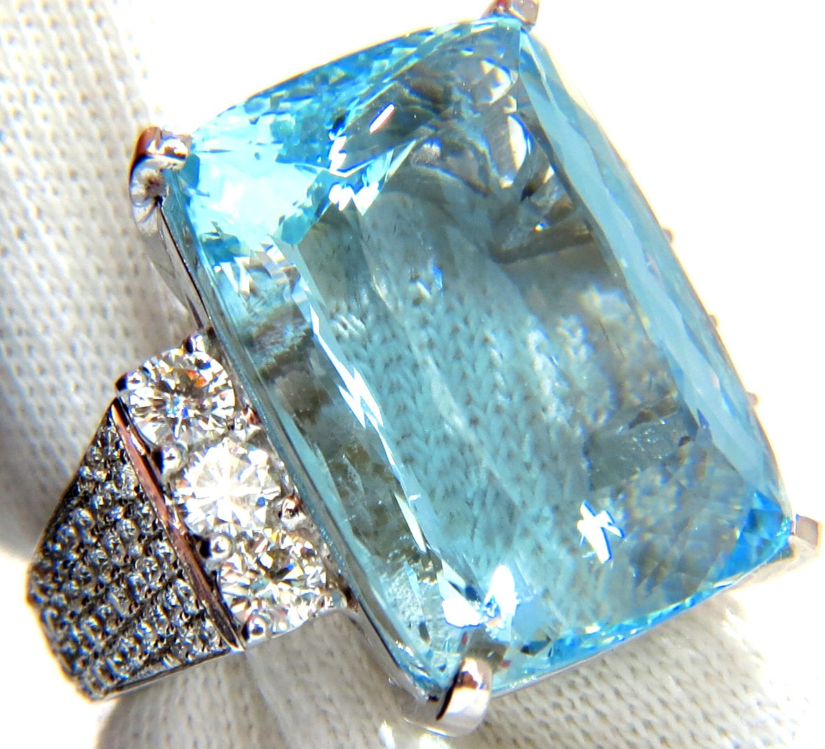 GIA CERTIFIED 39.10ct NATURAL CUSHION CUT AQUAMARINE DIAMONDS RING 14kt *v