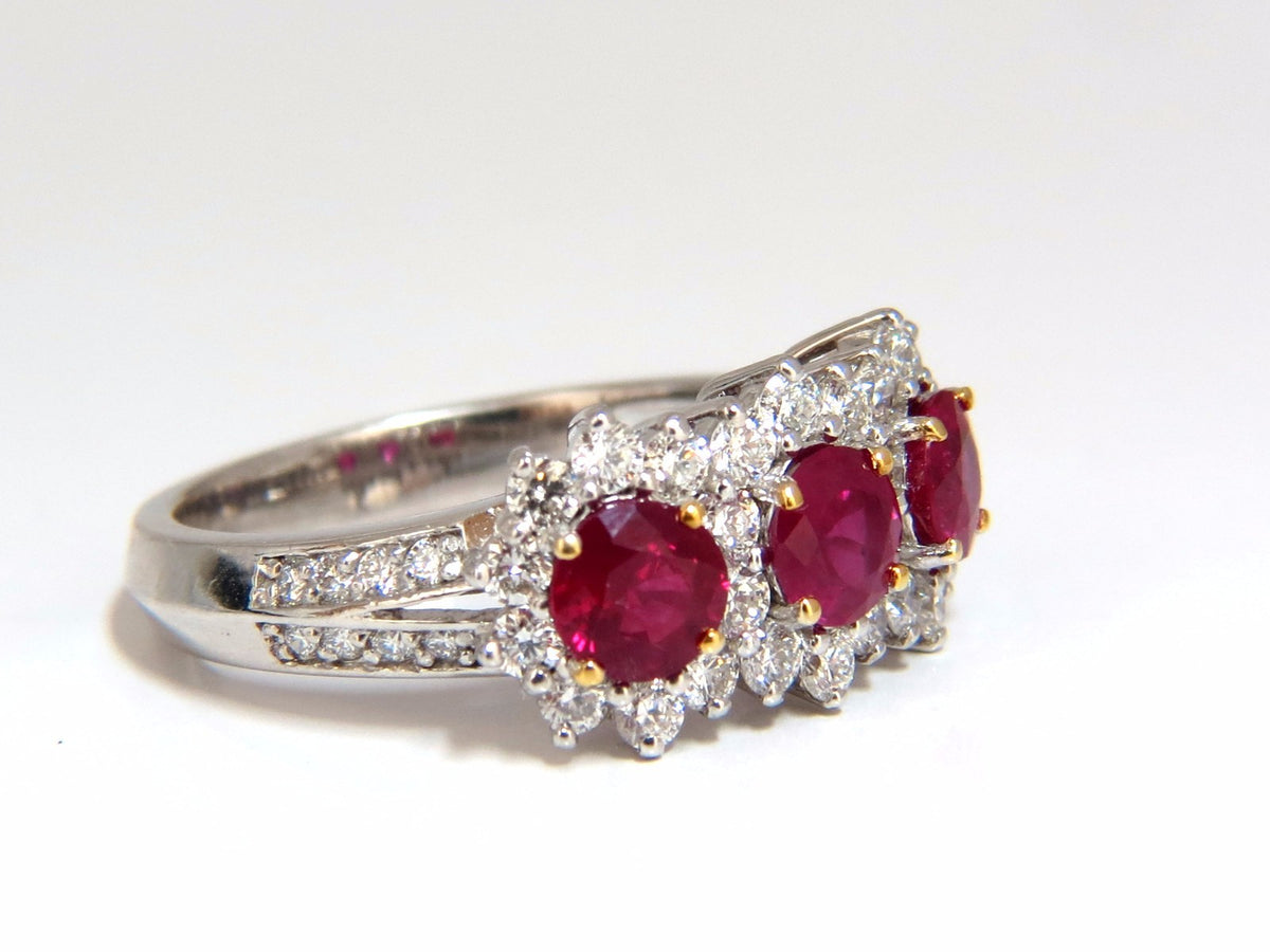 2.52ct natural vivid red ruby diamonds ring 14kt three stone halo class *v