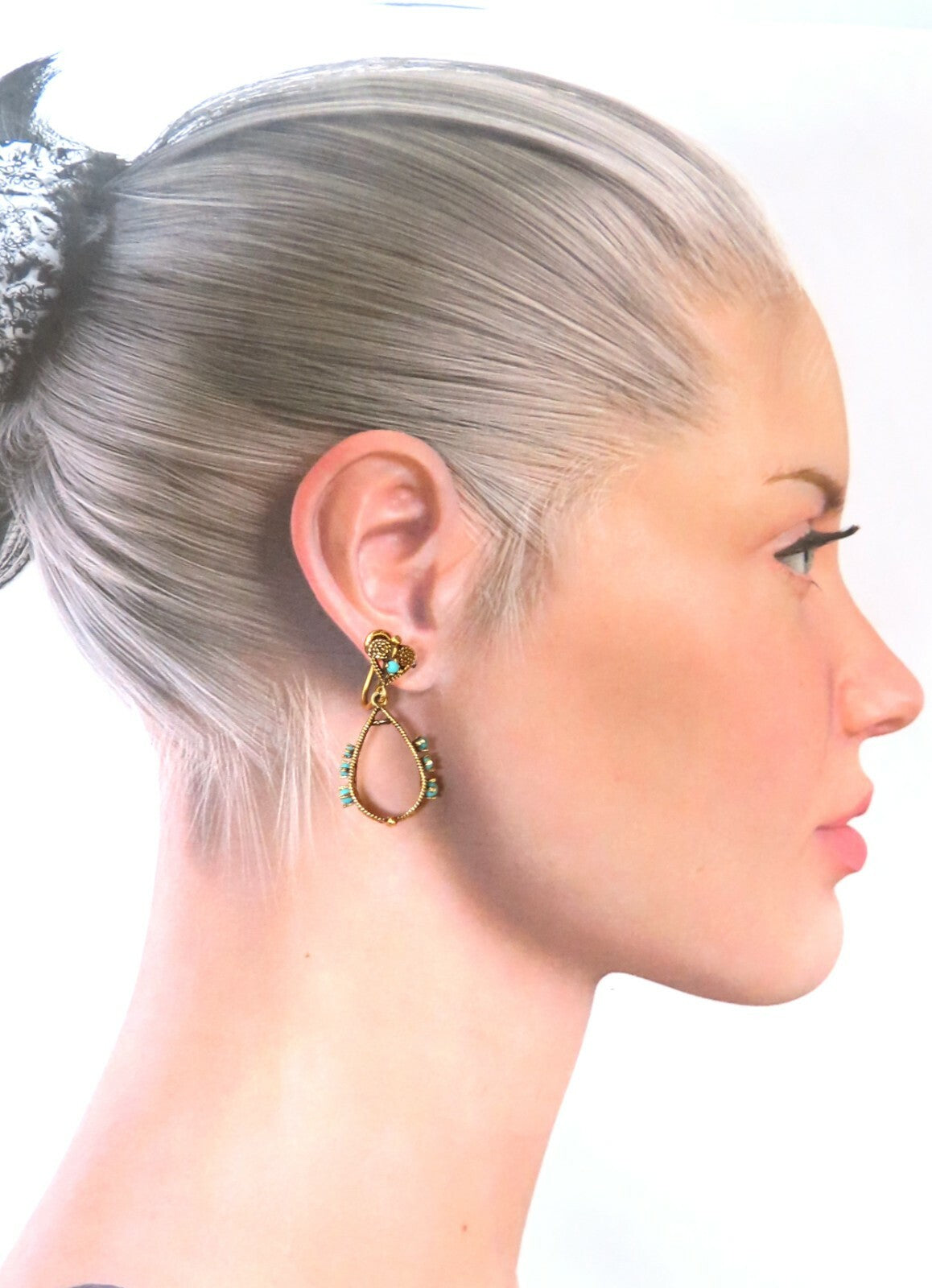 14kt yellow gold turquoise dangle earrings *v