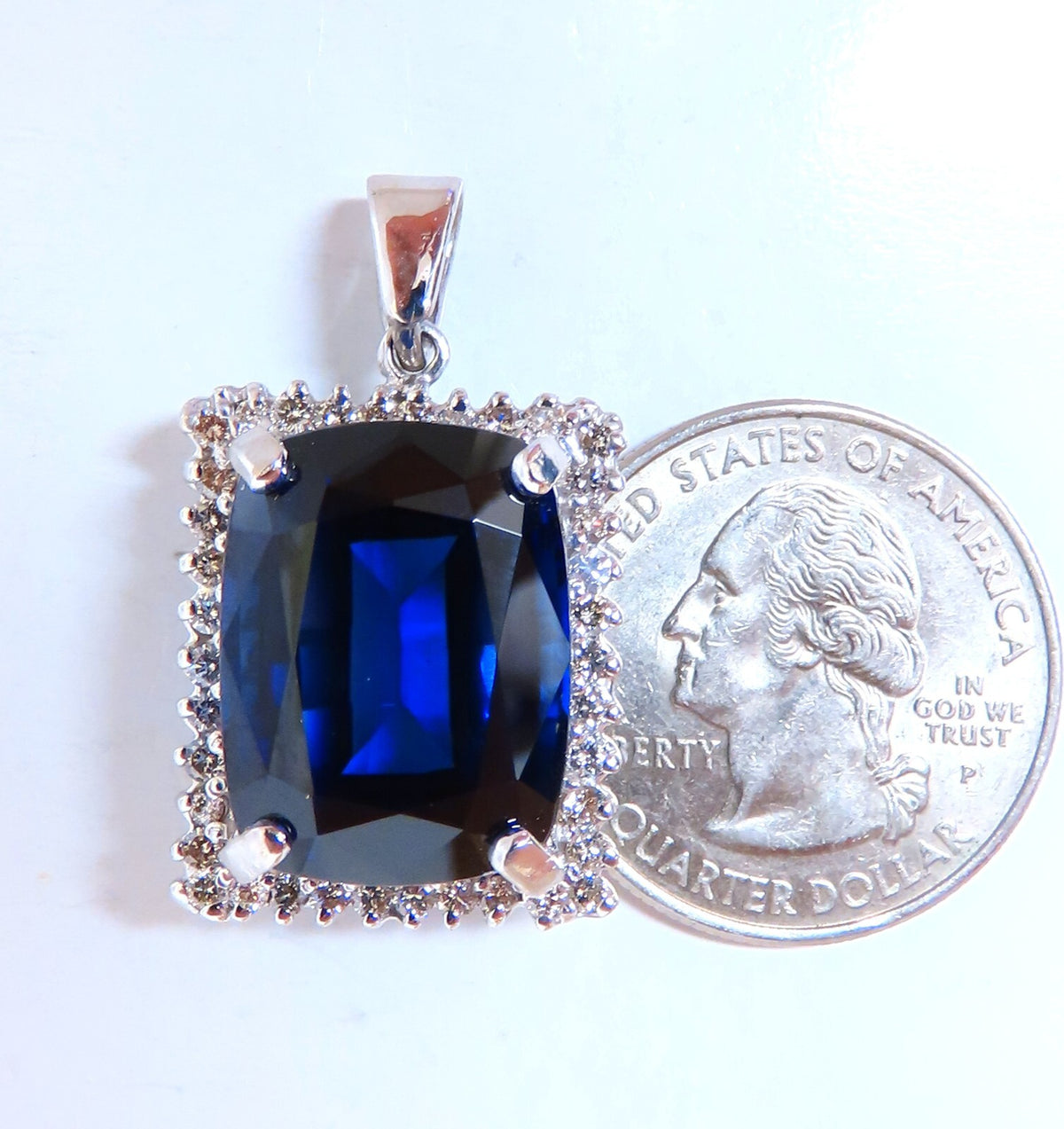 23.40ct Lab Cushion Blue Sapphire Diamonds pendant 14kt *v