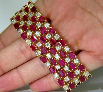 GIA Certified Natural Ruby Diamond Cuff Bracelet 18kt Important 12337 *v