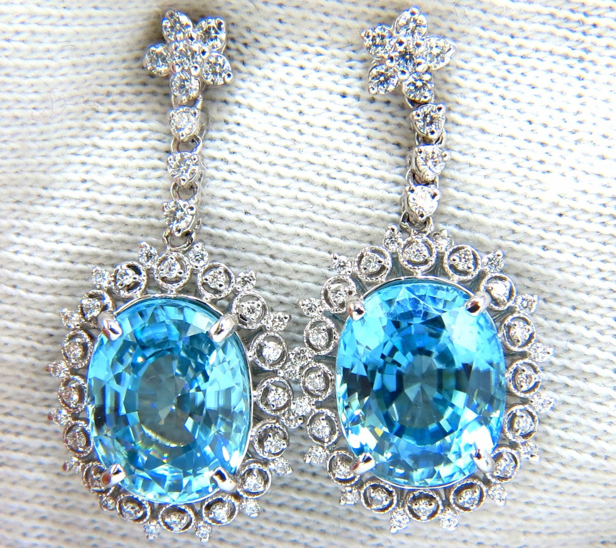 12.46ct Natural Bright vivid indigo blue zircon diamond earrings 14kt *v