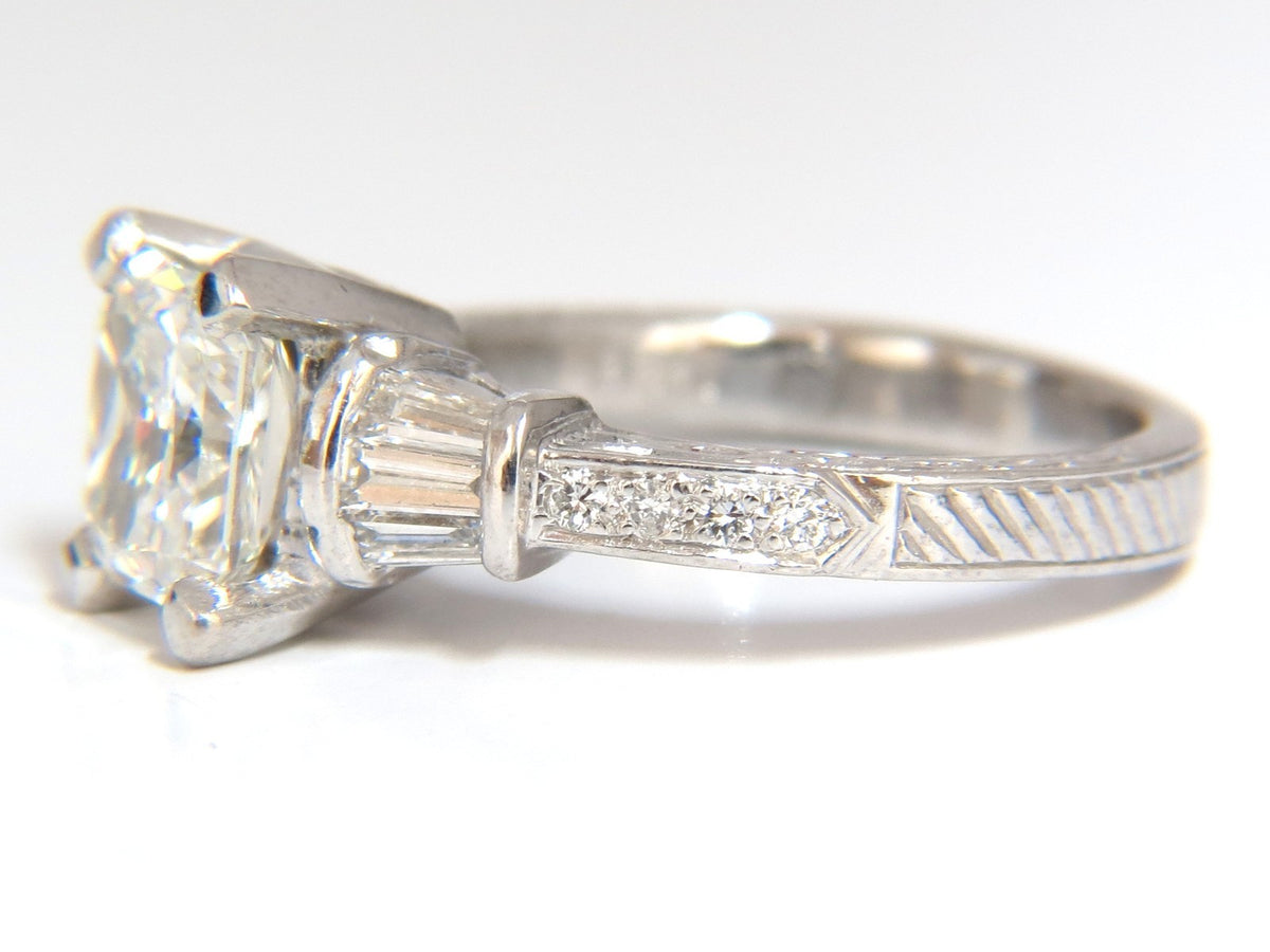 GIA certified 1.50ct. Cushion cut diamond ring G/VVS-2 platinum classic *v
