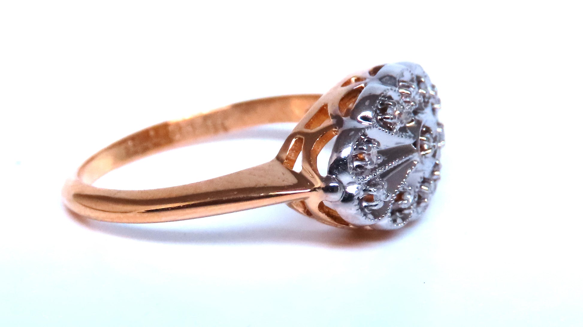 .04ct Restored European Vintage Ring 14kt Gold 41147