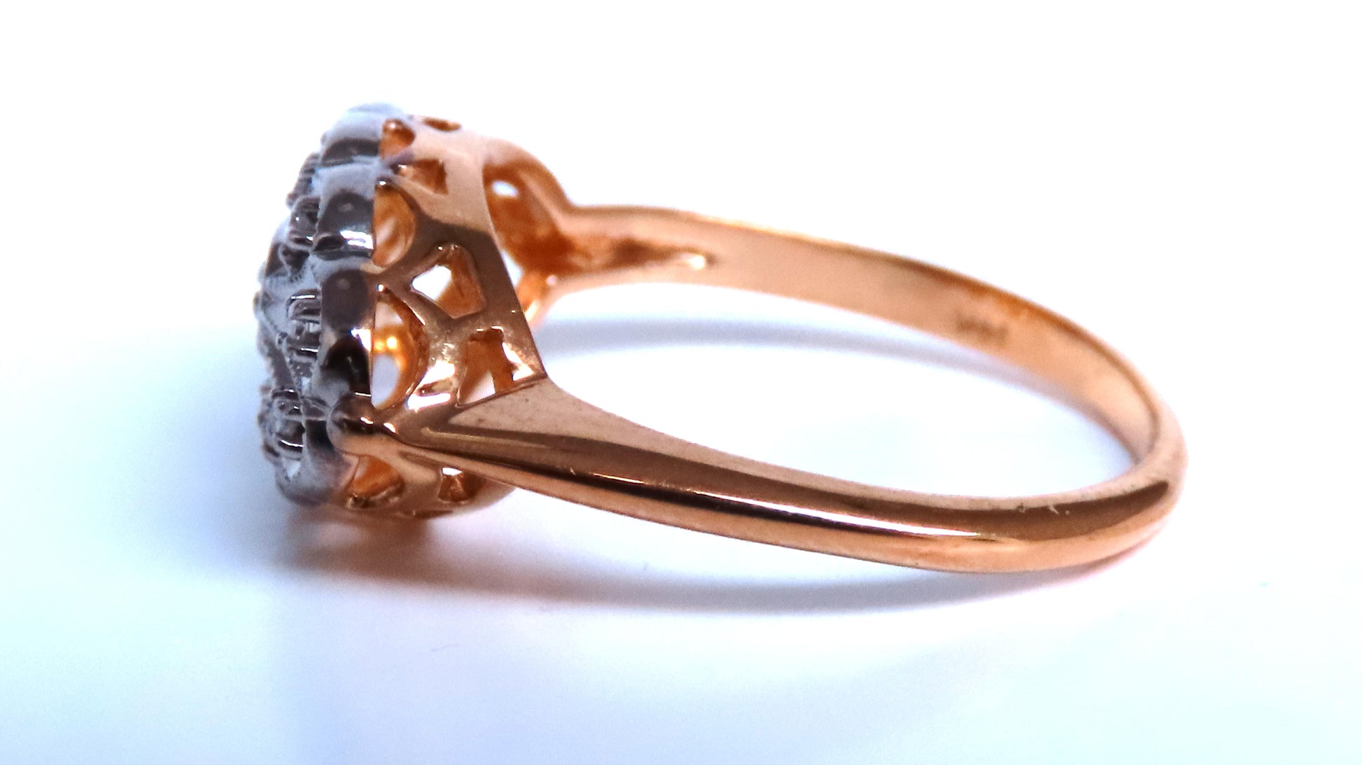 .04ct Restored European Vintage Ring 14kt Gold 41147