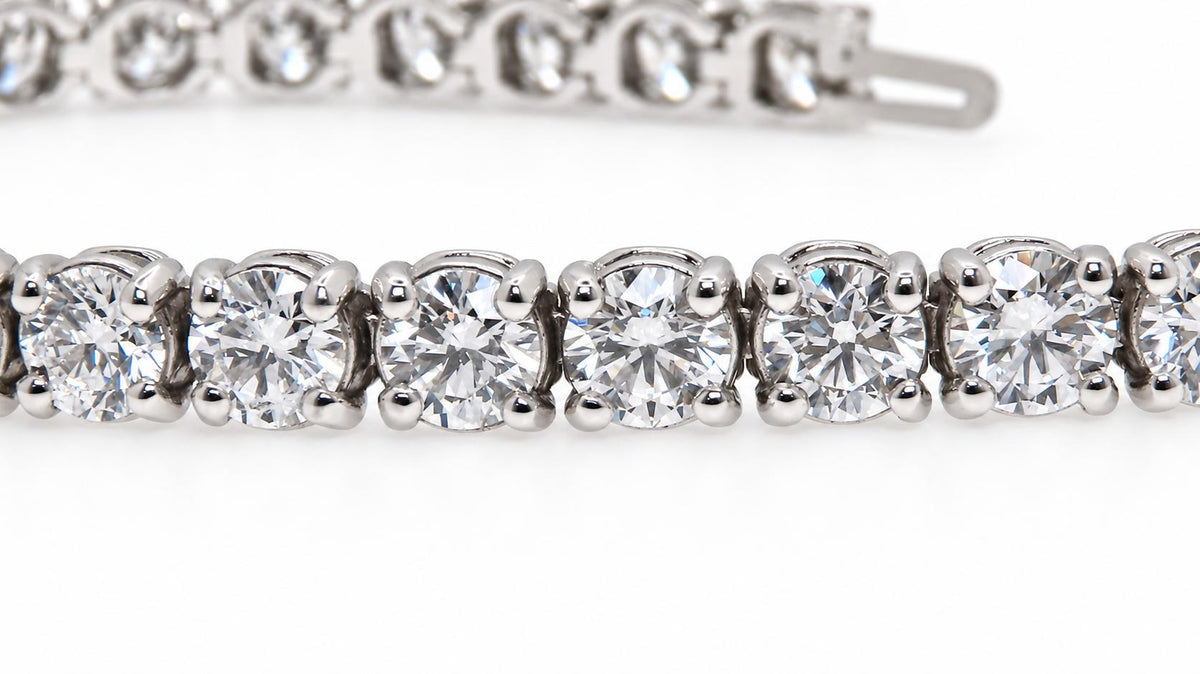 GIA Certified 15.37ct Natural Diamond Tennis Bracelet 18kt Riviera 95588