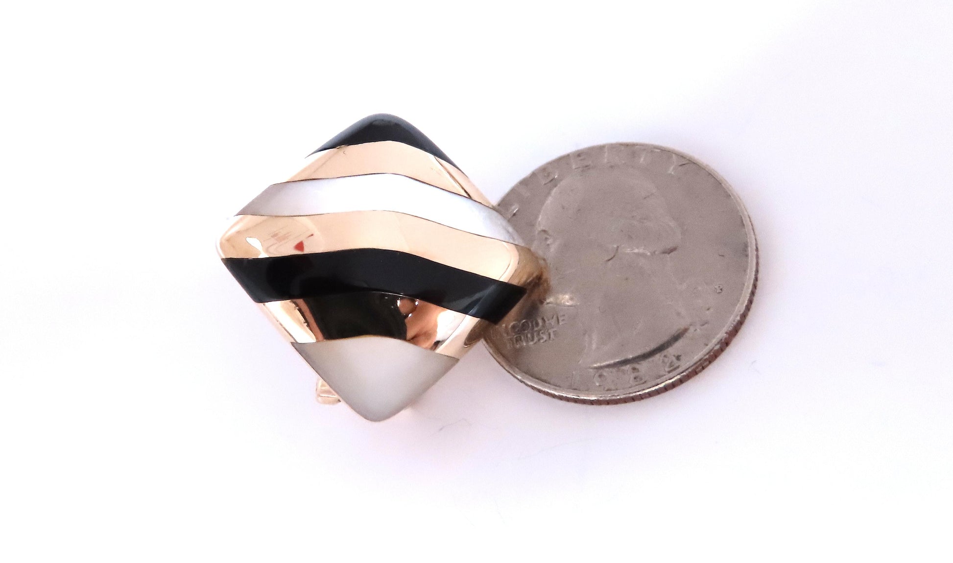 Stripe Zebra Pattern Clip Earrings 14kt Onyx 12524