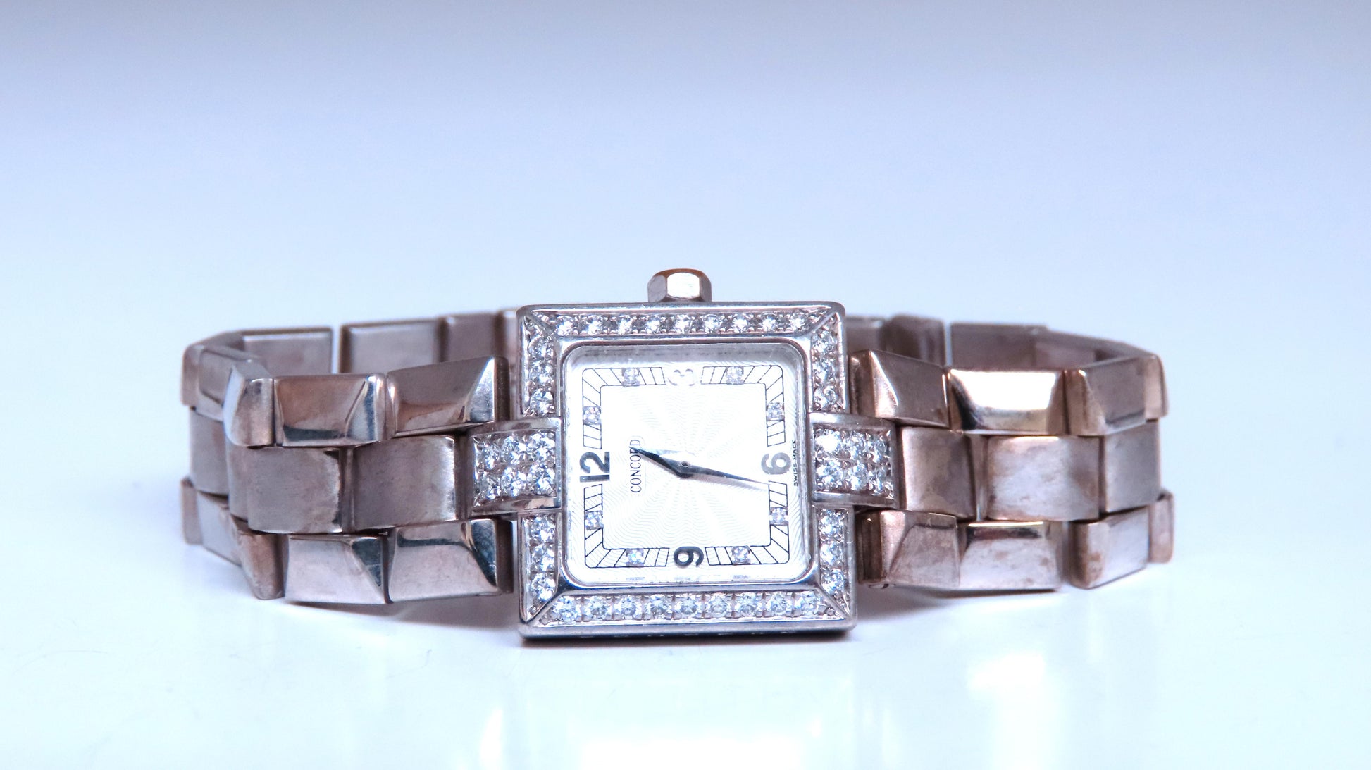 Concord LaScalla Diamond Watch 18kt Gold 12525