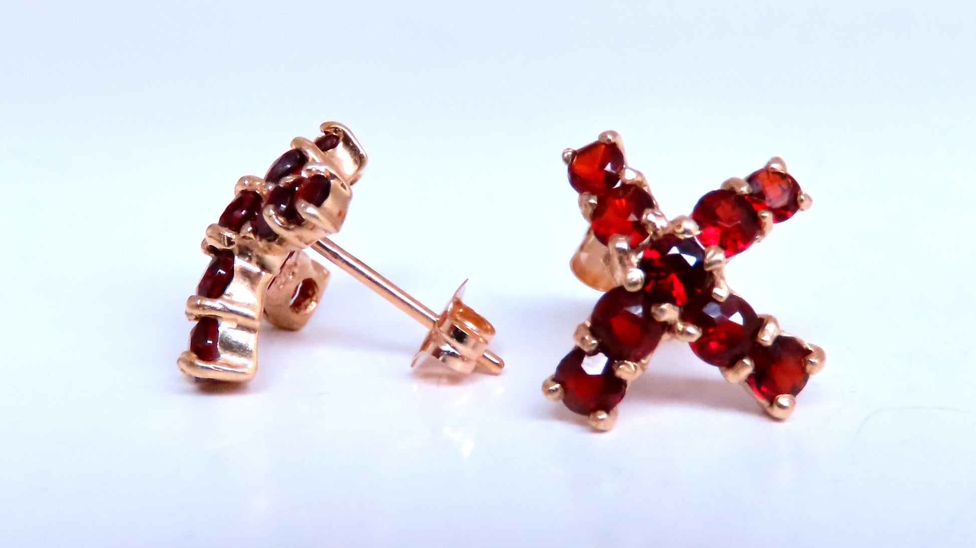 Natural Round Garnet ''x'' Studs Earrings 14kt Gold 12607