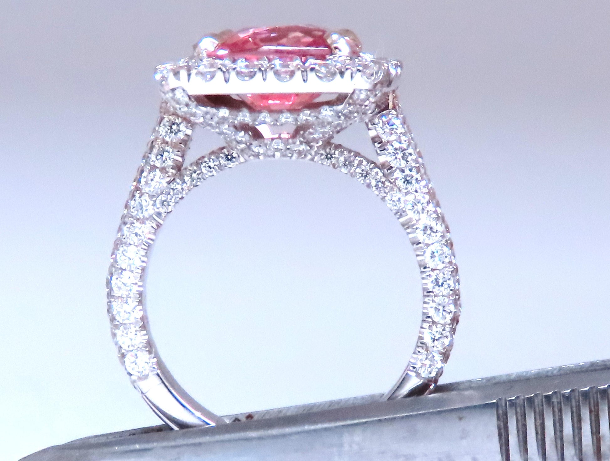 GIA Certified 4.51ct Natural Padparadscha Diamonds Ring 18kt Gold Mod Halo 12625