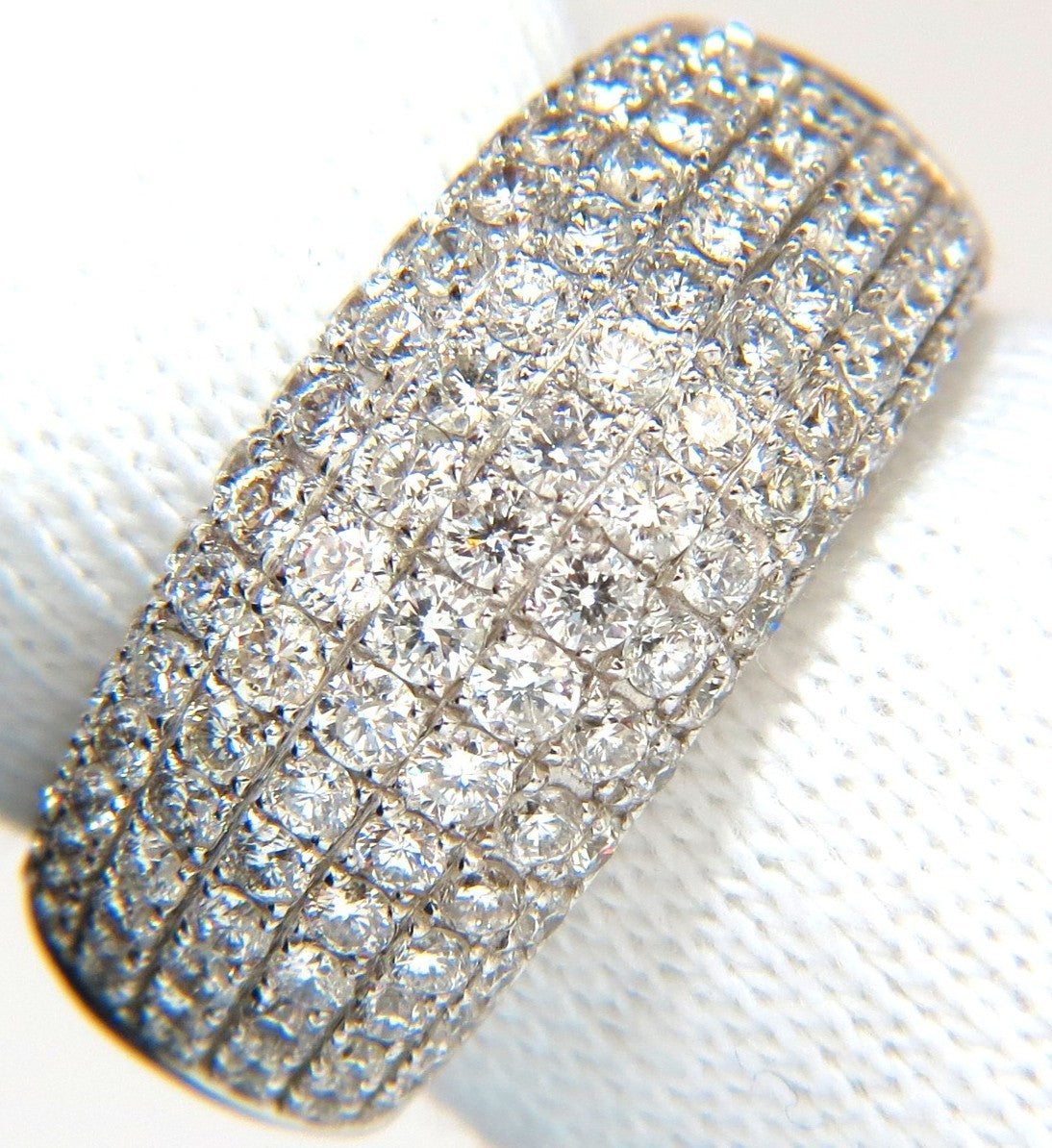2.77CT FULL CUT DIAMONDS BEAD SET WIDE BAND RING 18KT 10MM SIZE 6.75 *v