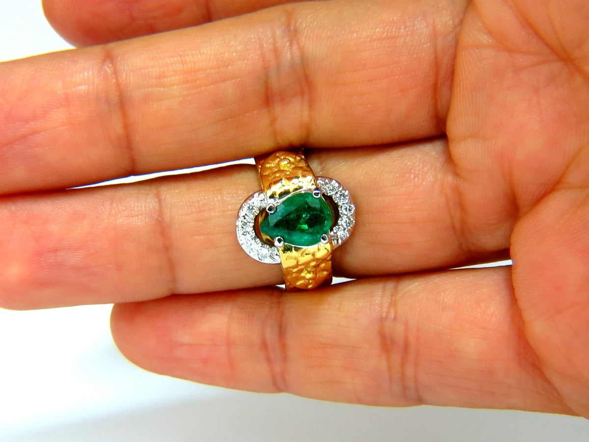 18KT GOLD 1.90CT NATURAL EMERALD DIAMOND RING HAMMERED DECO *v