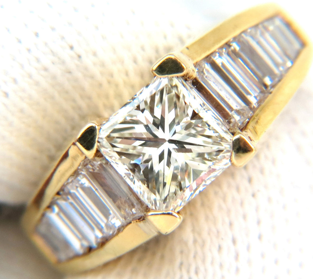 2.90CT 18KT NATURAL PRINCESS BAGUETTES DIAMONDS RING MODERN DECO *v