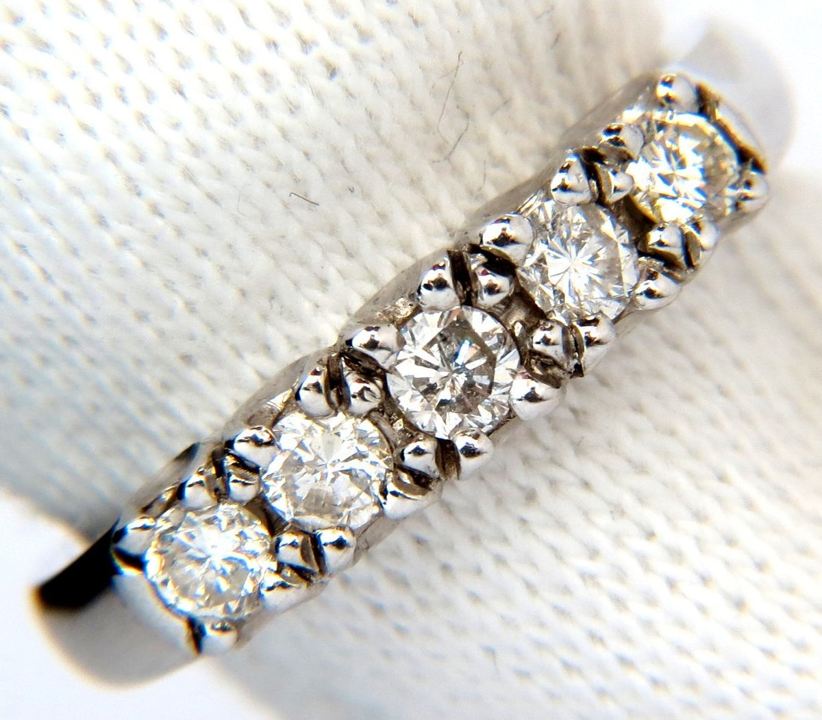 .55CT NATURAL DIAMONDS RING CLASSIC BAND 14KT H/VS *v