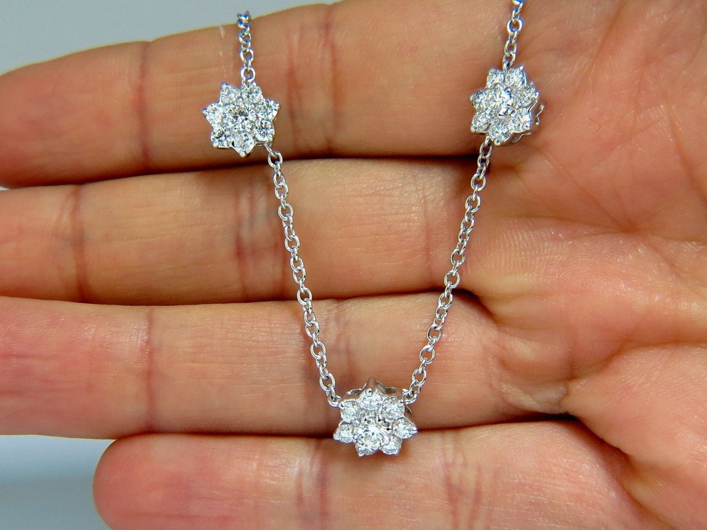 5.50CT NATURAL DIAMONDS FLOATING CLUSTER EARRINGS NECKLACE SUITE 18KT