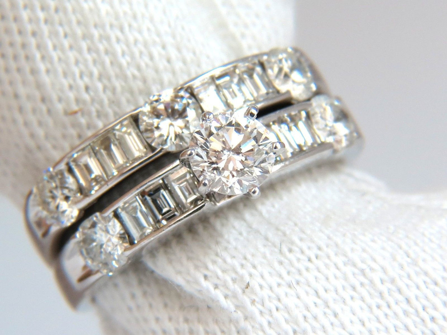 1.50CT NATURAL DIAMONDS BAGUETTE & ROUNDS MATCHING ENGAGEMENT + BAND RING