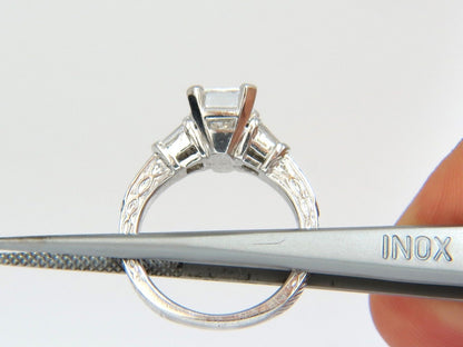GIA certified 2.00ct. Cushion cut diamond ring G/VVS-2 platinum classic baguette