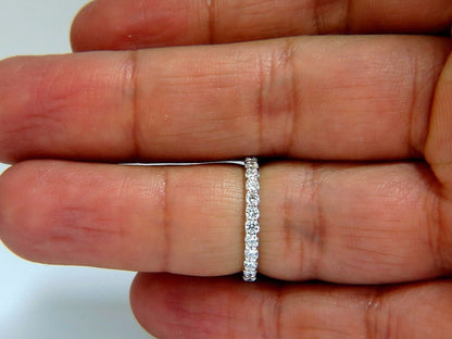 .93ct natural round diamonds sharing common prong ring G/Vs 14kt 6.25