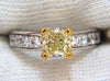 GIA Certified 2.20ct. Cushion cut diamond ring Platinum Yellow vvs-2 (U-V)