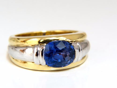 GIA Certified 2.59ct Natural No heat 2.59ct Sapphire Ring 18kt & Platinum