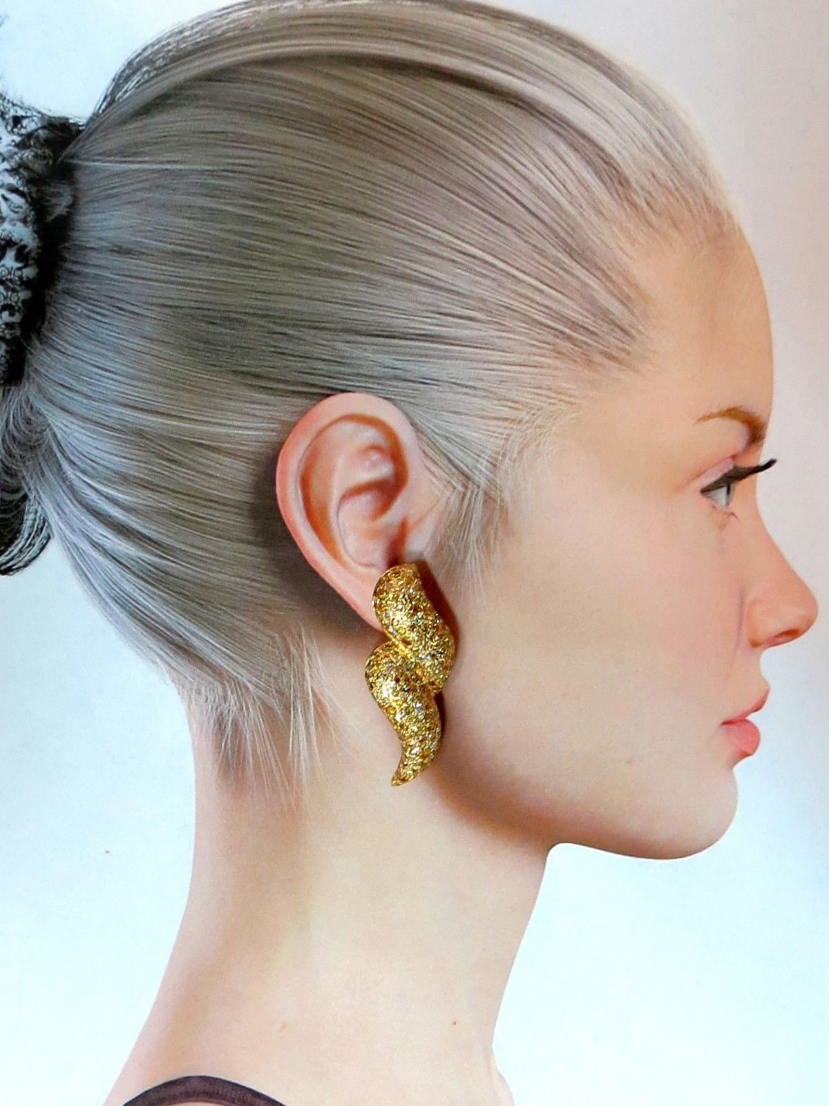 11ct. Natural Fancy Yellow Multicolor Diamond Swirl Dome Clip Earrings 14 karat