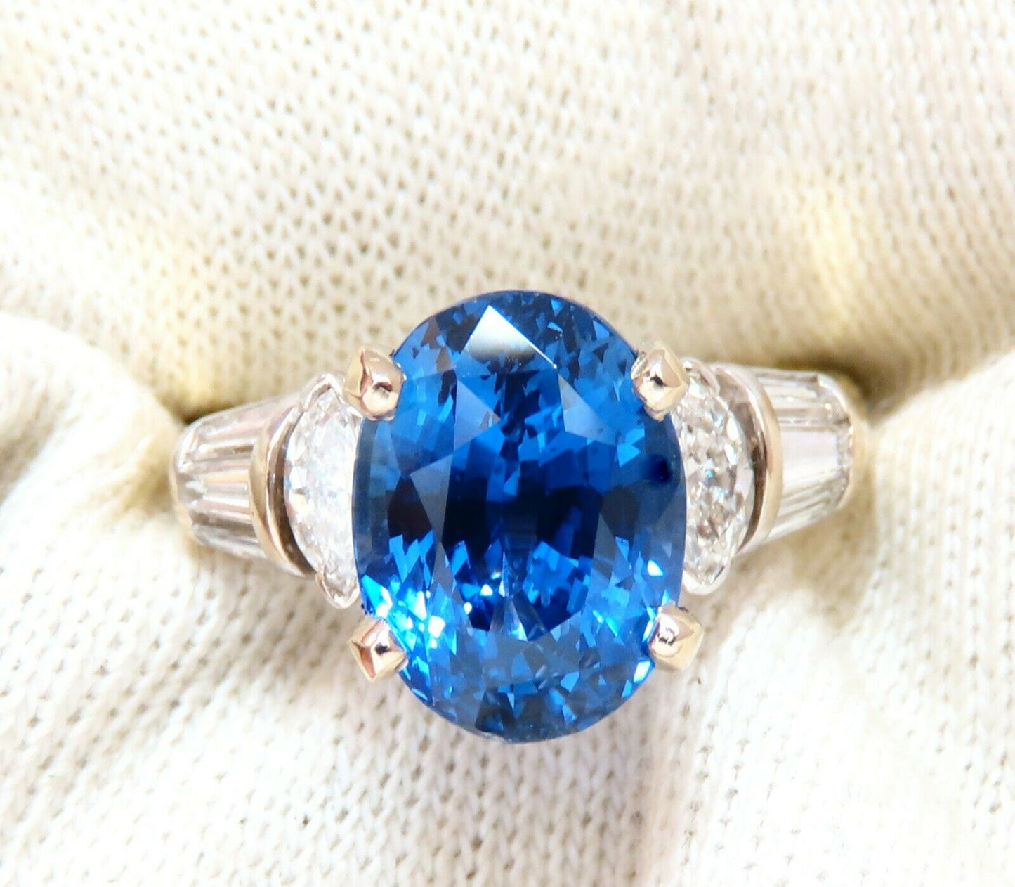 5.75ct GIA Certified Natural No Heat Blue Sapphire Ring 18 Karat Traditional