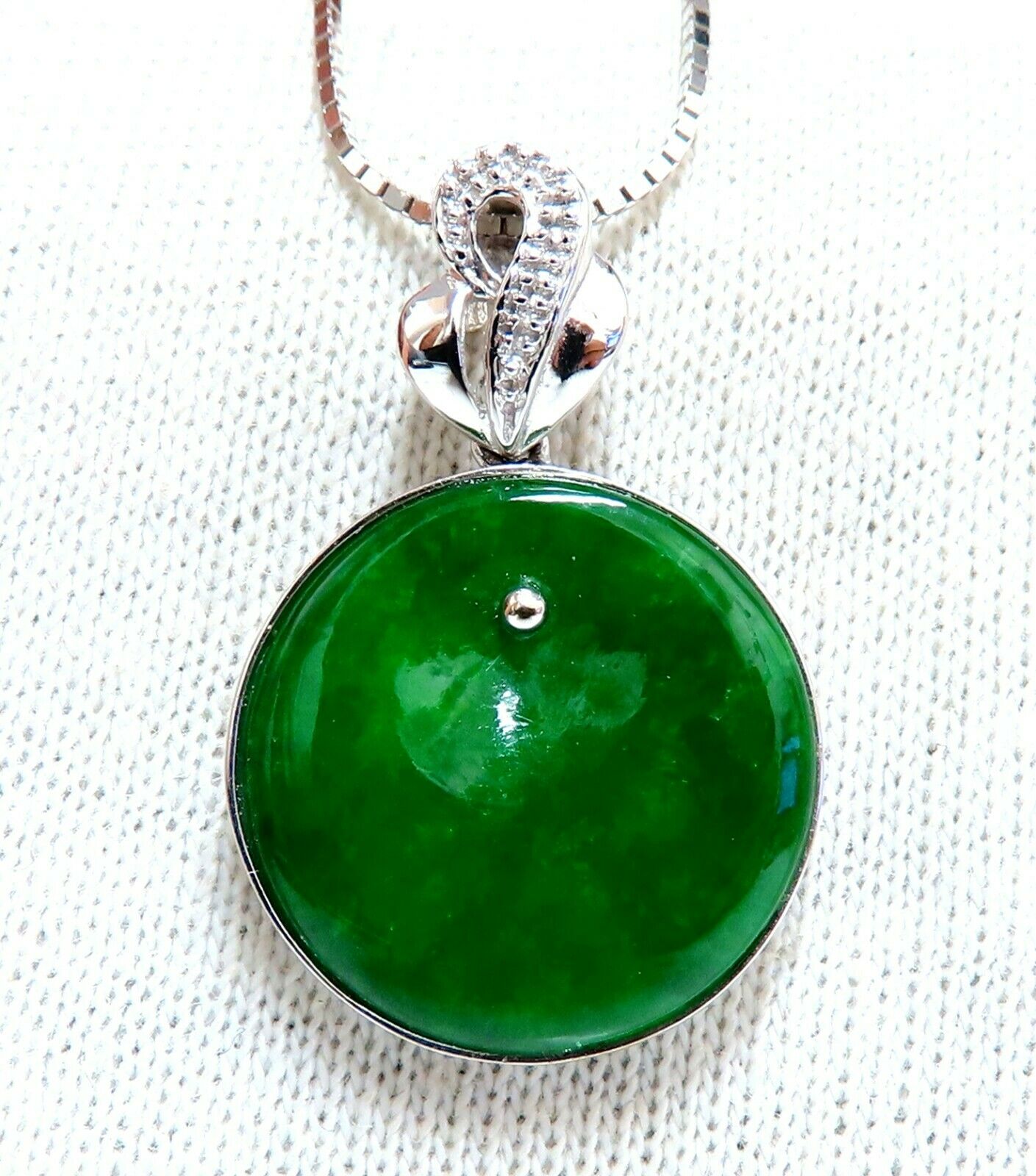 GIA Certified Natural Green Jade Necklace 18Kt