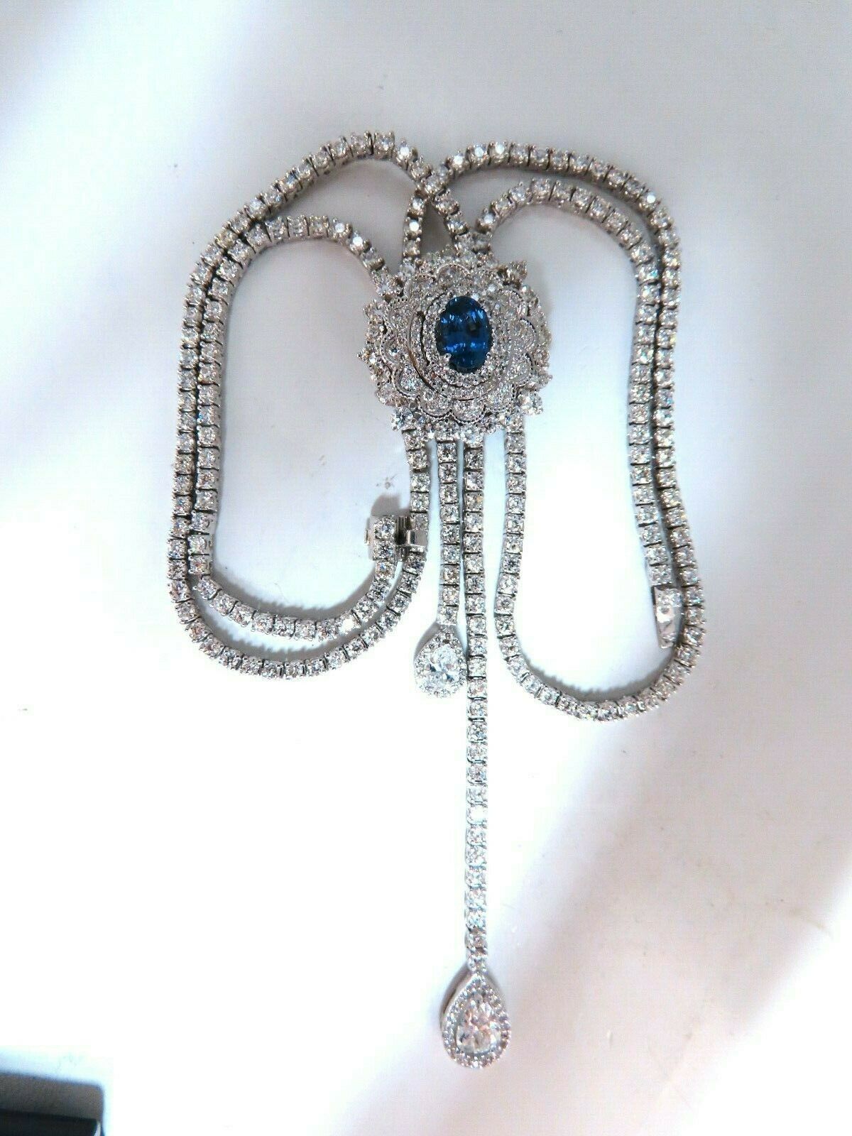 Cluster Bolo Necklace Natural Sapphire Diamonds 18kt Gold GIA Certified 17.30ct