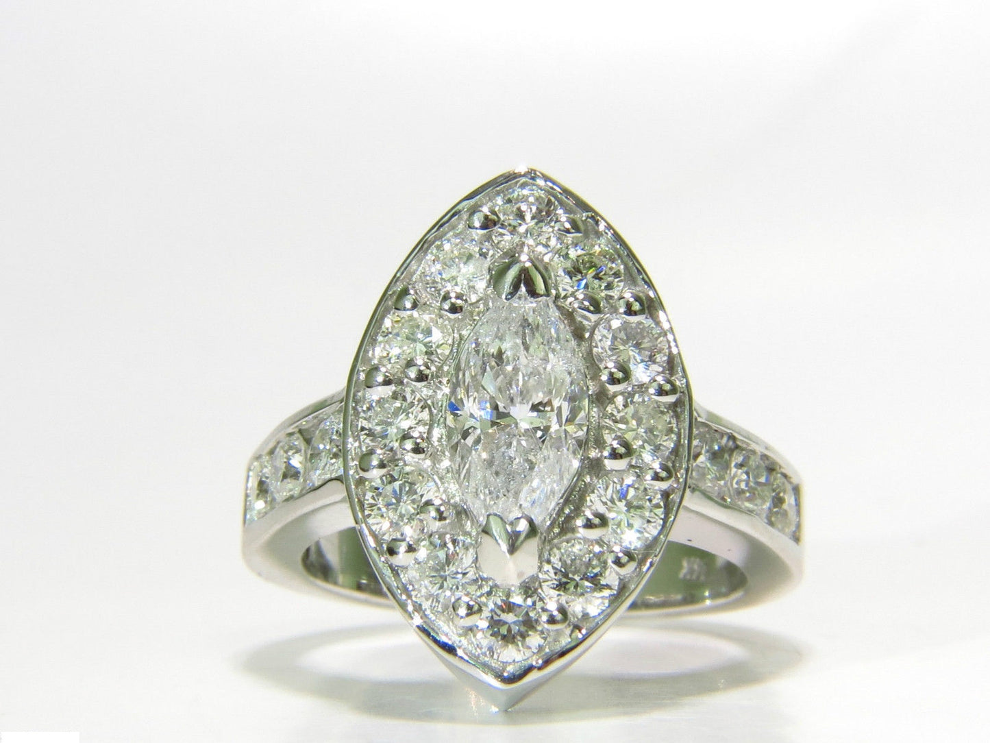 2.62 DIAMONDS CLUSTER RING MARQUISE & ROUNDS 14KT HALO DECO