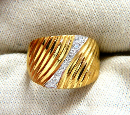 .25ct Diamonds Stripe Row High Shine Band Ring 18kt