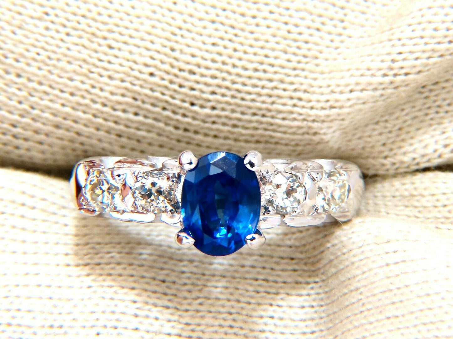 GIA Certified 1.36ct Sapphire Diamonds Ring 14kt