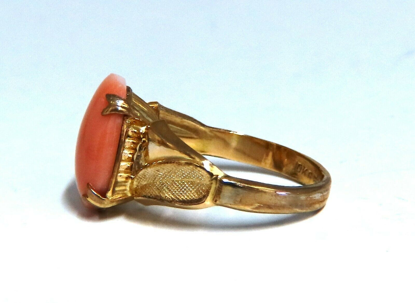 12x10mm natural 4ct pink Coral ring 10kt