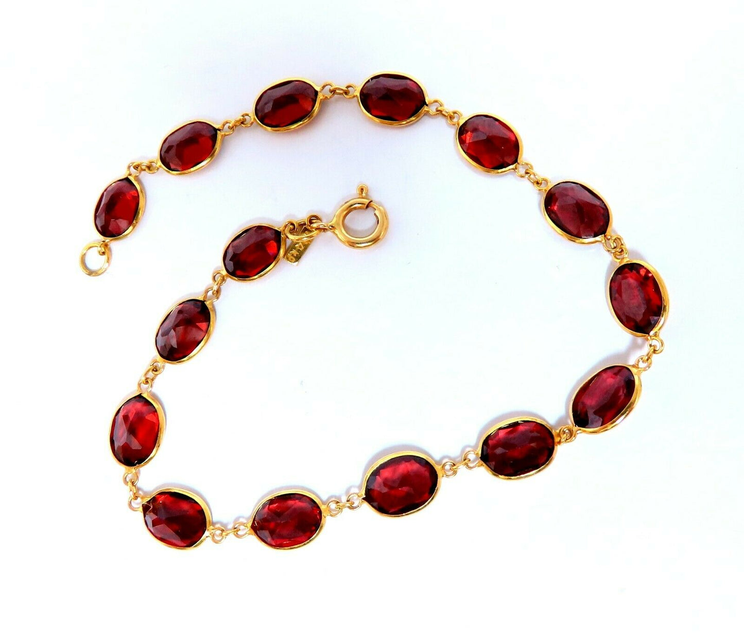 8ct Natural Garnet Yard Station Bracelet 14kt