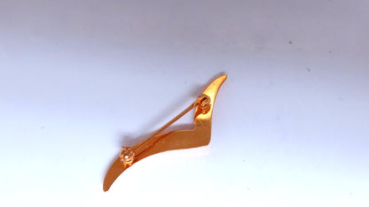 Emblem Iconic Pin 14kt gold 12365